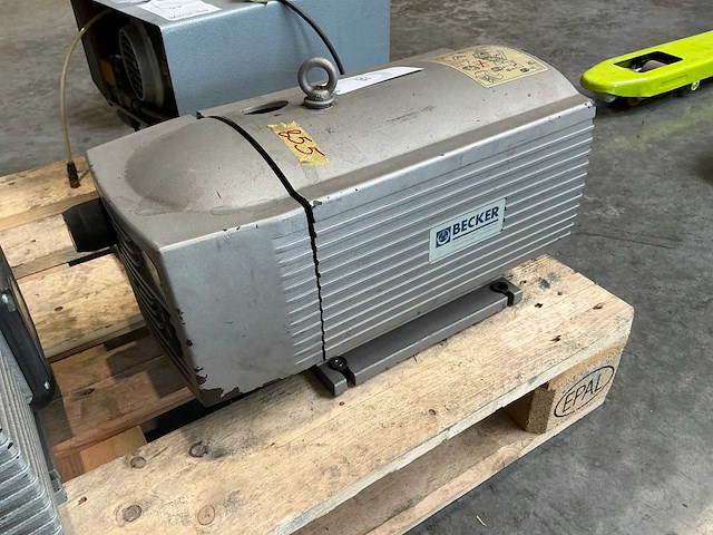 Becker vt4.25 vacuümpomp - afbeelding 2 van  3