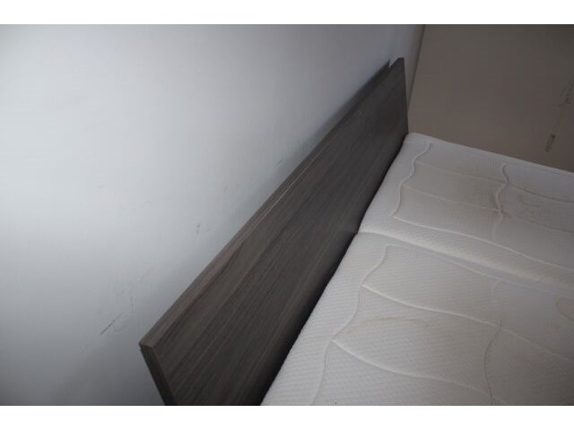 Bed 180x200cm - afbeelding 3 van  5