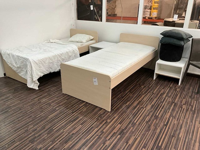 Bed (2x) - afbeelding 1 van  4