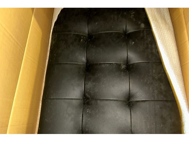 Bed met 2-zit bankjes - afbeelding 4 van  5