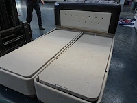 Bed onderstel 210x160 cm met hoofdbord - afbeelding 4 van  5