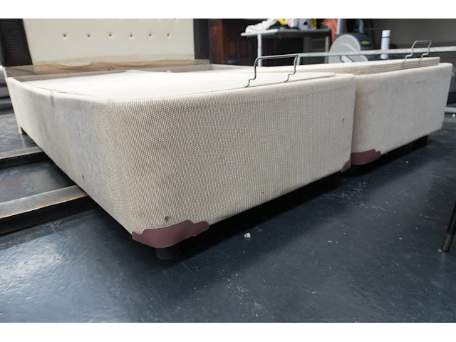 Bed onderstel 210x160 cm met hoofdbord - afbeelding 5 van  5