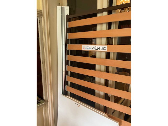 Bed - afbeelding 3 van  3