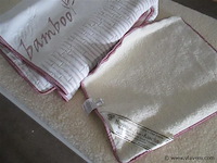 Bed - afbeelding 2 van  4