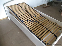 Bed - afbeelding 4 van  4