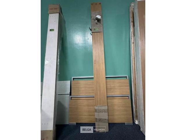 Bed - afbeelding 1 van  4