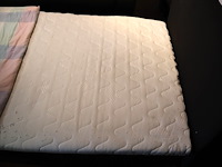 Bed - afbeelding 4 van  4