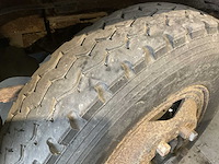 Bedford oldtimer lichte vrachtwagen - afbeelding 13 van  18