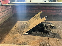 Bedford oldtimer lichte vrachtwagen - afbeelding 10 van  18