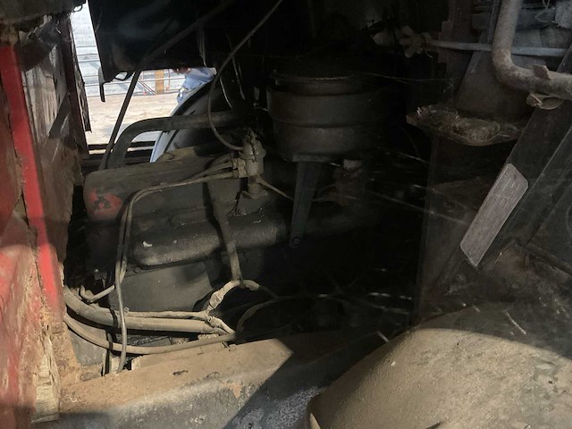 Bedford oldtimer lichte vrachtwagen - afbeelding 11 van  18