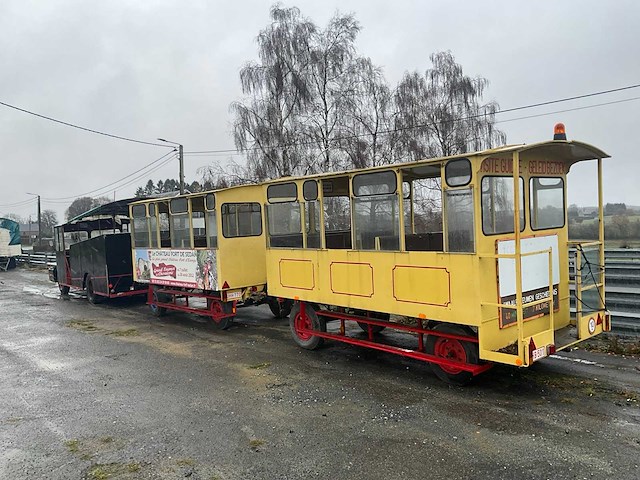 Bedford toeristenwagen + 2x toeristenkar - afbeelding 7 van  63