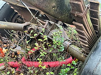 Bedford vrachtwagenmotor + 2x as met wielophanging - afbeelding 6 van  15