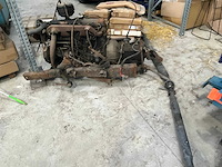 Bedford vrachtwagenmotor + 2x as met wielophanging