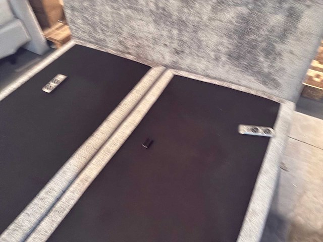 Bedframe met electrische bediening - afbeelding 4 van  4