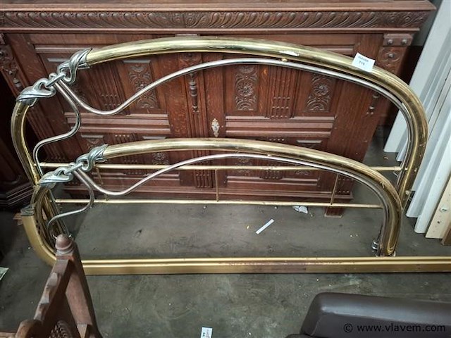 Bedframe - afbeelding 1 van  1