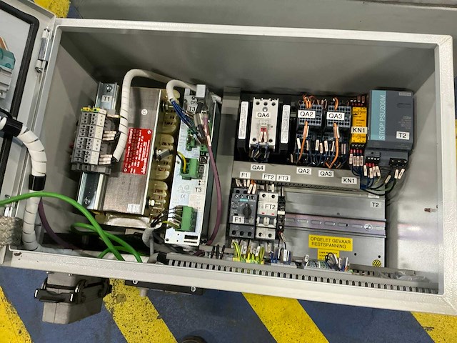 Bedieningskast met inhoud (2x) - afbeelding 4 van  8