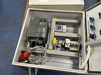 Bedieningskast met inhoud (2x) - afbeelding 2 van  7