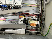 Bedieningskast met inhoud - afbeelding 5 van  5