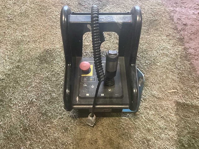 Bedieningspaneel voor schaarlift - afbeelding 1 van  5