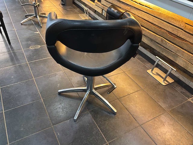 Bedora kapsalonstoel - afbeelding 4 van  17