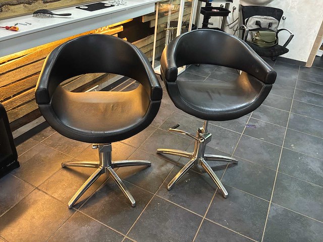 Bedora kapsalonstoel - afbeelding 9 van  17