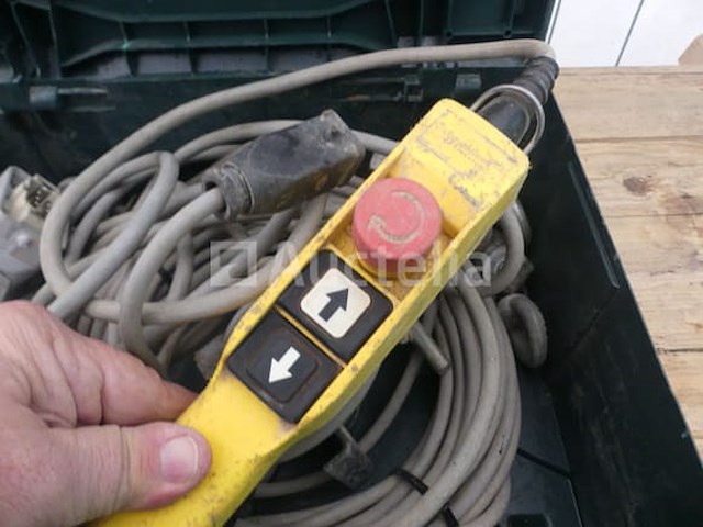 Bedrade afstandsbediening voor schneider electric kraanmodel onleesbaar (ref:013937-038) - afbeelding 2 van  8