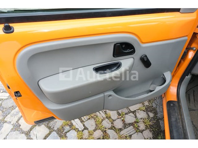 Bedrijfsvoertuig renault kangoo (2003-148,084 km-vin:vf1fcofaf28004564) - afbeelding 5 van  41