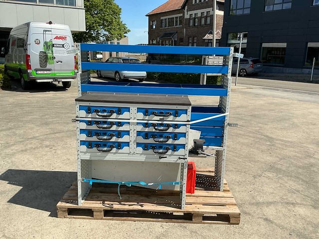 Bedrijfswagen inrichting nieuw - afbeelding 1 van  7