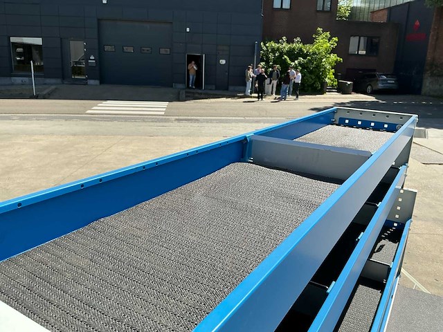 Bedrijfswagen inrichting nieuw - afbeelding 5 van  7