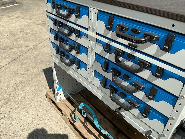 Bedrijfswagen inrichting nieuw - afbeelding 7 van  7