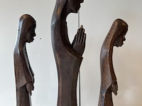 Beeld 3 madonna's - afbeelding 3 van  6