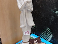 Beeld getekend g. armani - afbeelding 1 van  2