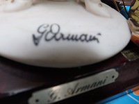 Beeld getekend g. armani - afbeelding 2 van  2