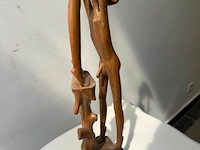 Beeld houtsnijwerk - afbeelding 4 van  4