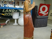 Beeld in hout thais swadee - afbeelding 2 van  7