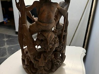 Beeld in houtsnijwerk - afbeelding 3 van  3