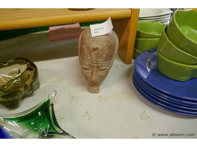 Beeld in steen - afbeelding 1 van  1