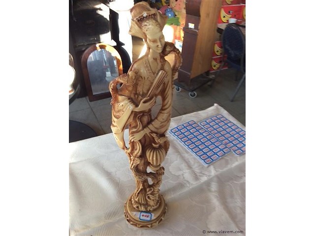 Beeld ivorine - afbeelding 1 van  1