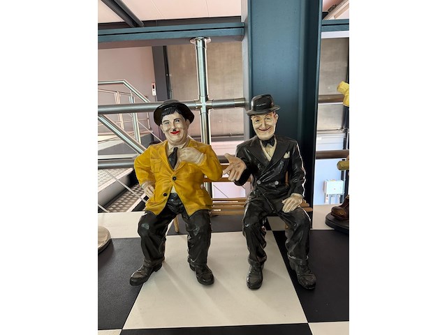 Beeld laurel & hardy - afbeelding 1 van  1