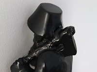Beeld "man met bijl" - afbeelding 5 van  8