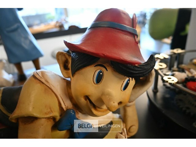 Beeld pinochio - afbeelding 2 van  3