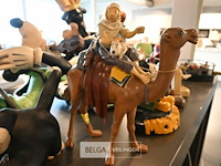 Beeld van kuifje en bobby - afbeelding 1 van  3