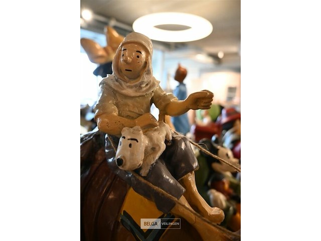 Beeld van kuifje en bobby - afbeelding 2 van  3