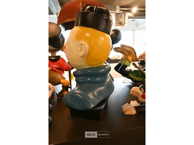 Beeld van kuifje in "de blauwe lotus" - afbeelding 2 van  2