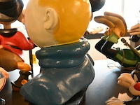 Beeld van kuifje in "de blauwe lotus" - afbeelding 2 van  2