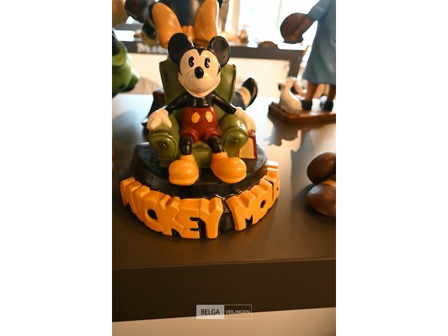 Beeld van mickey mouse - afbeelding 1 van  2