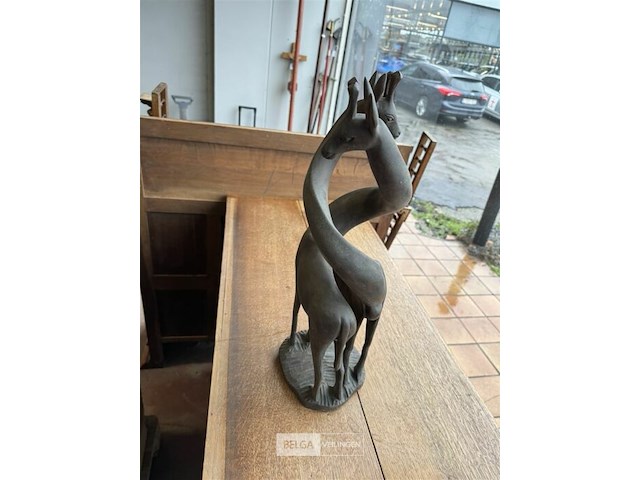 Beeldhouwwerk 2 giraffen - afbeelding 2 van  2