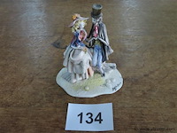 Beeldje 12x8cm, h13cm - afbeelding 1 van  3