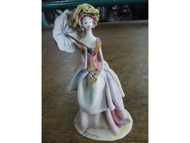 Beeldje 7x5,5cm, h13cm - afbeelding 2 van  3