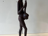 Beeldje jonge man - afbeelding 1 van  3